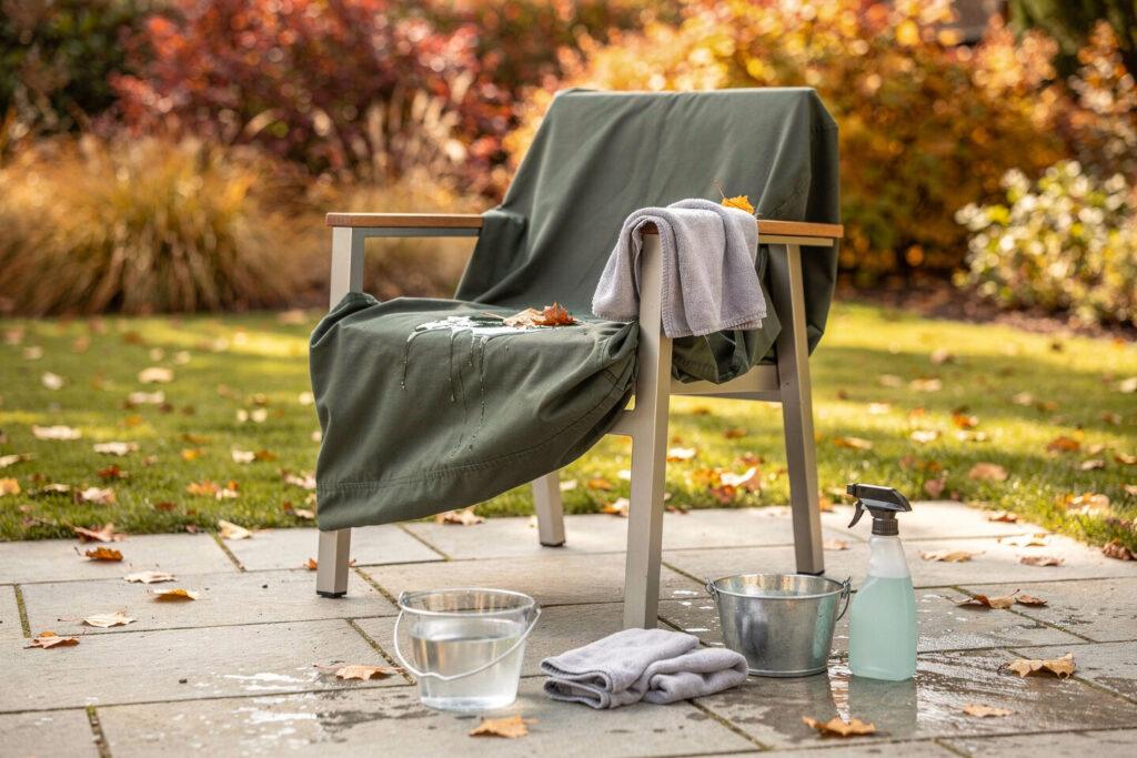 Reinigung, Schutz und Pflege – Gartenmöbel über den Winter bringen – Gartenmöbel Maier